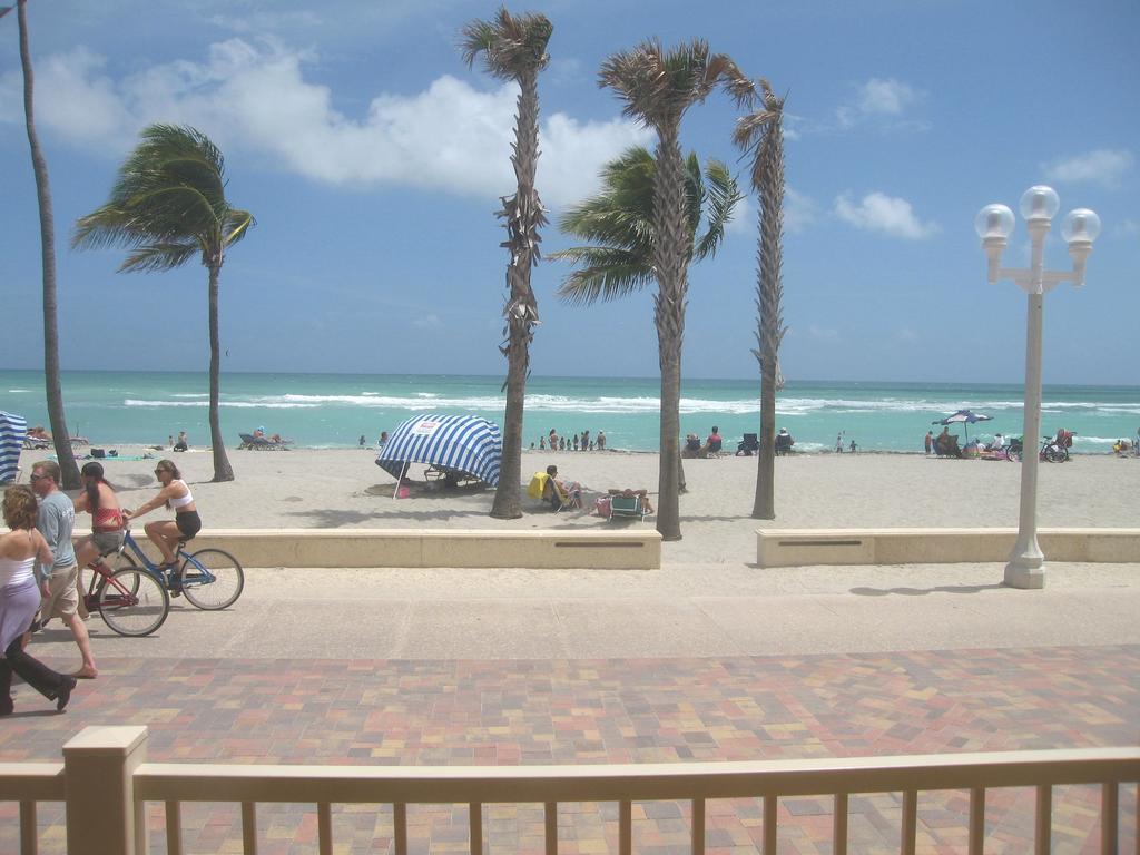 Hollywood Sands Resort Bagian luar foto